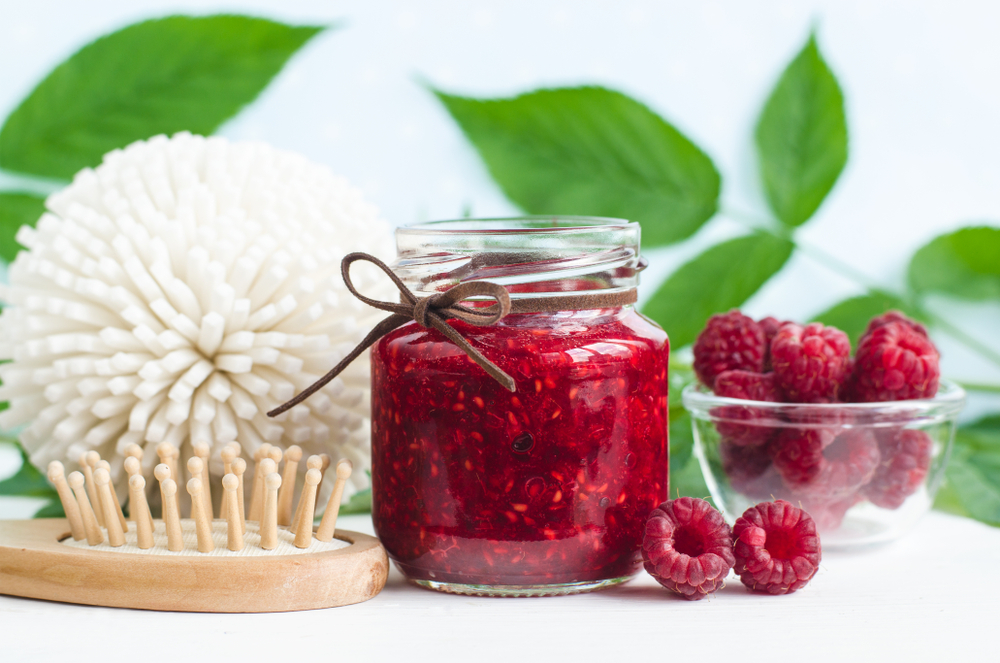 Routine cheveux frisés à la framboise